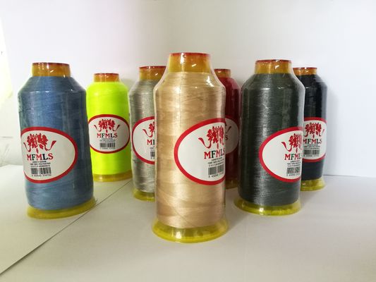 120D 100% Polyester Stickgarne 5000 Meter pro Kegel für Stickerei und Nähen