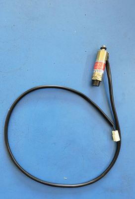 Schwarze Sprung-Solenoid / Cutter-Solenoid für computergestützte Stickmaschine