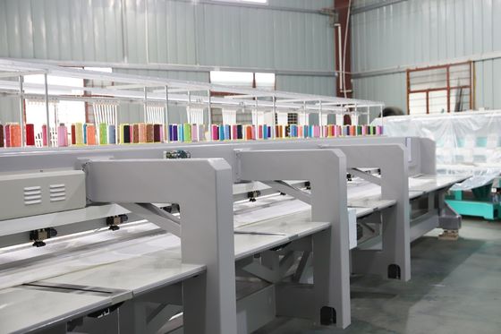 15 Köpfe 9 Nadeln Schnüren Stickmaschine 13 Sprachen Robuste Konstruktion