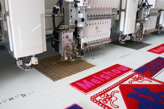 Computerisierte Handtuch Stickmaschine 15 Köpfe 13 Sprachen Pro Stickmaschine