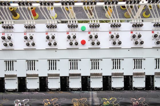 Automation Baumwolldecken Stickmaschine 22 Köpfe 4 Farben